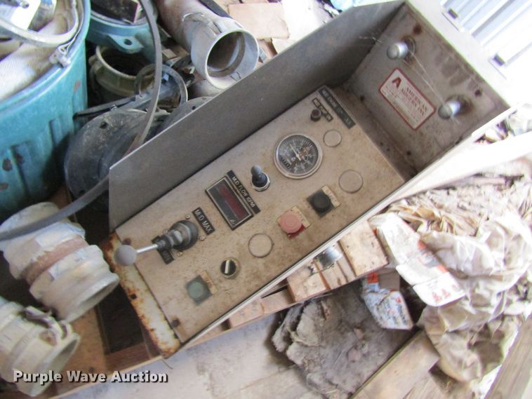 image for item DL0873 Assorted hydraulic hoses and pumps