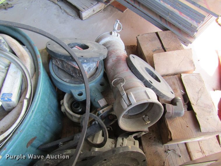 image for item DL0873 Assorted hydraulic hoses and pumps