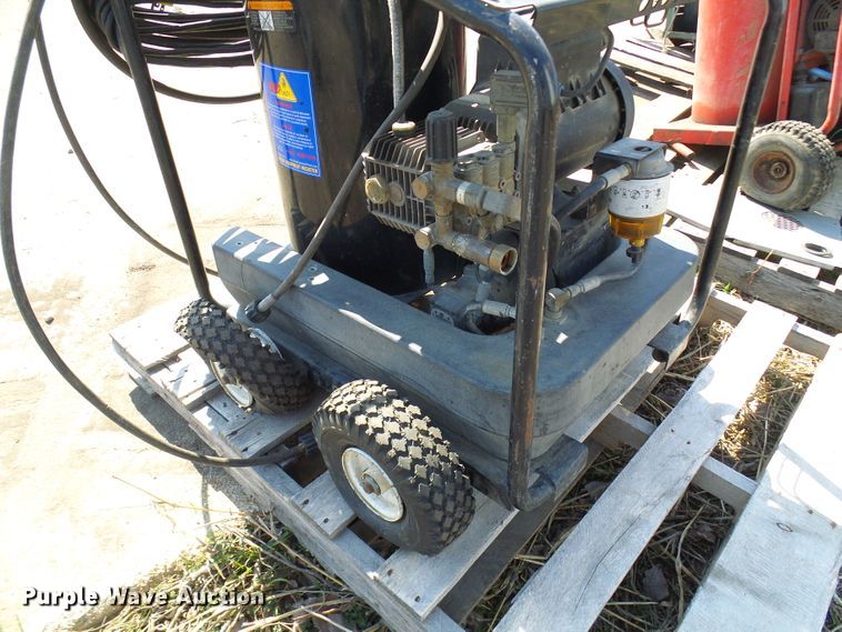 image for item DL0878 (3) pressure washers