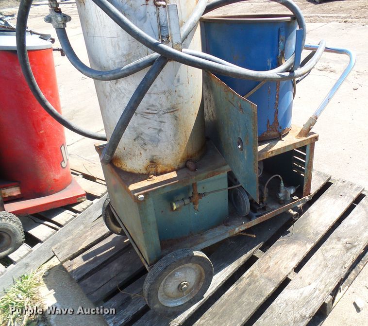 image for item DL0878 (3) pressure washers