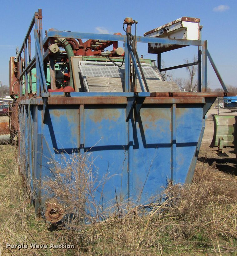 image for item DL0880 American MP300 mud pump