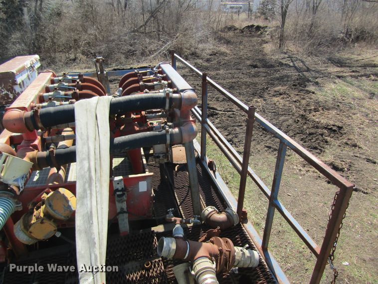 image for item DL0880 American MP300 mud pump