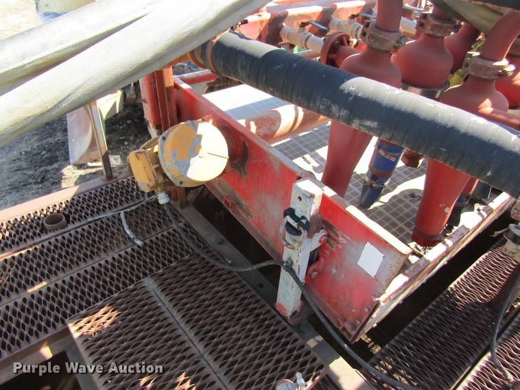 image for item DL0880 American MP300 mud pump