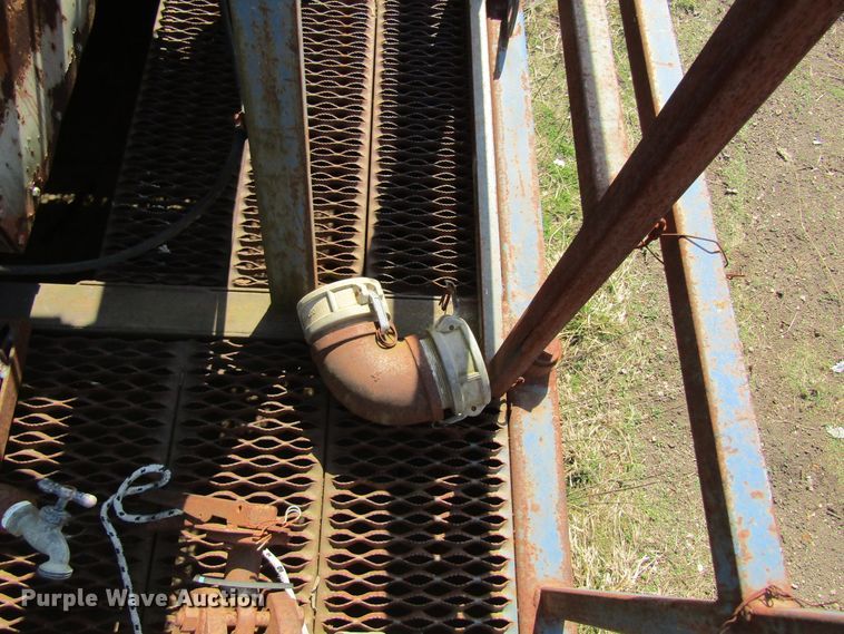 image for item DL0880 American MP300 mud pump