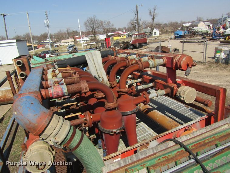 image for item DL0880 American MP300 mud pump