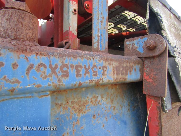 image for item DL0880 American MP300 mud pump