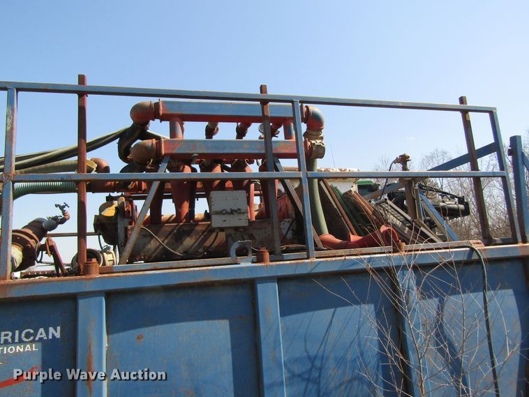 image for item DL0880 American MP300 mud pump