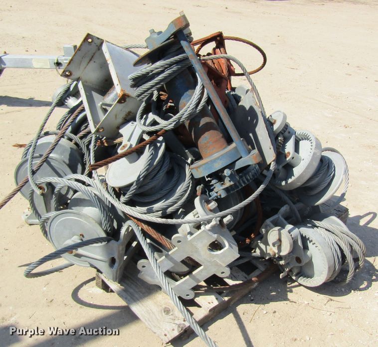 image for item DL0881 Assorted Wintech winches