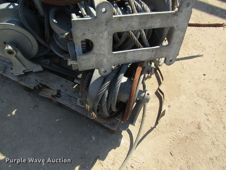 image for item DL0881 Assorted Wintech winches