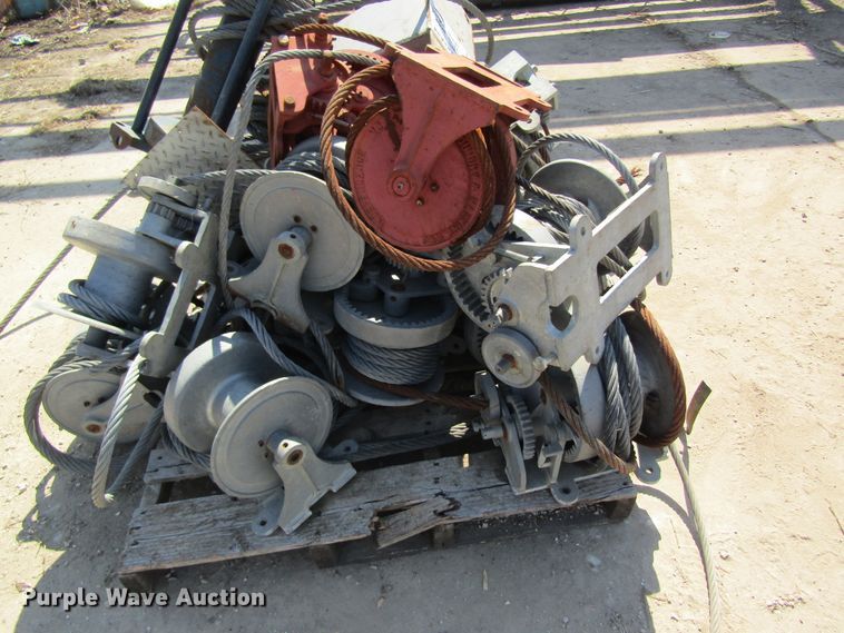 image for item DL0881 Assorted Wintech winches