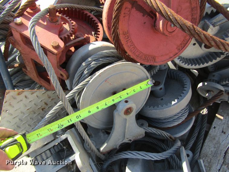 image for item DL0881 Assorted Wintech winches