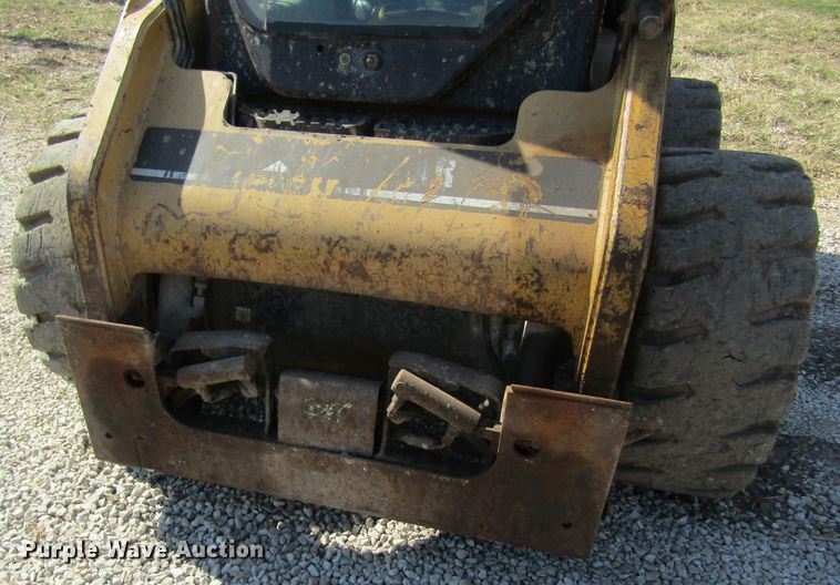 image for item DL0884 2004 Caterpillar 242B  skid steer loader