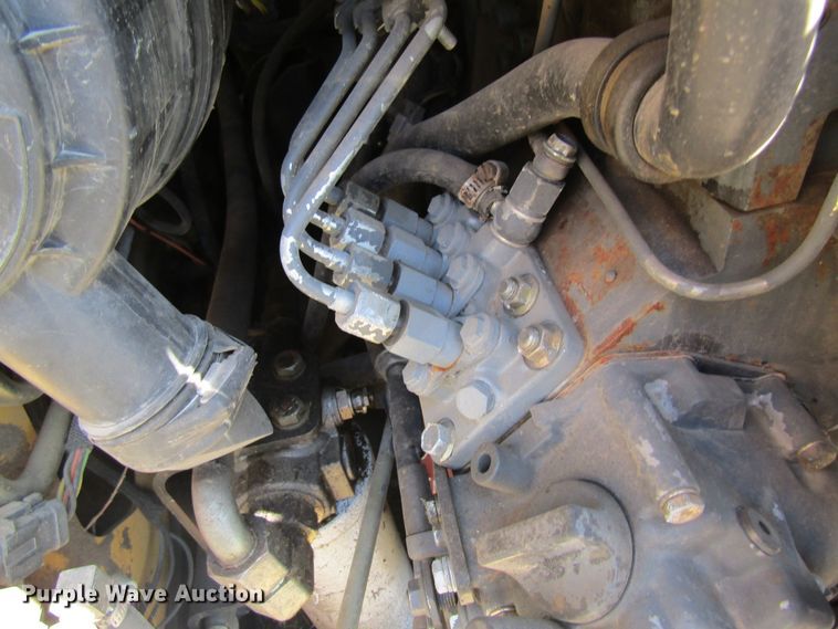 image for item DL0884 2004 Caterpillar 242B  skid steer loader