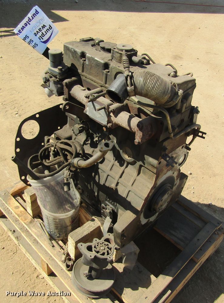 image for item DL0885 Caterpillar 3024C  engine