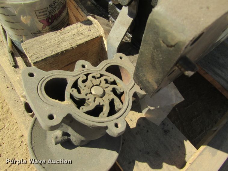 image for item DL0885 Caterpillar 3024C  engine