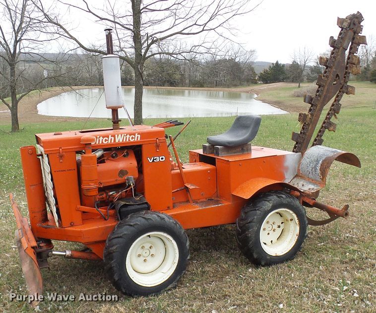 image for item DL0917 Ditch Witch V30  trencher
