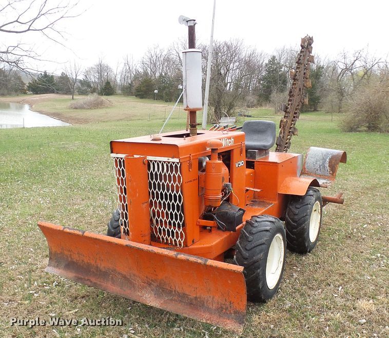 image for item DL0917 Ditch Witch V30  trencher