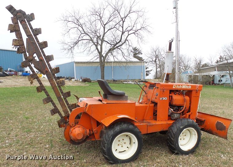 image for item DL0917 Ditch Witch V30  trencher