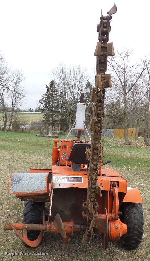 image for item DL0917 Ditch Witch V30  trencher