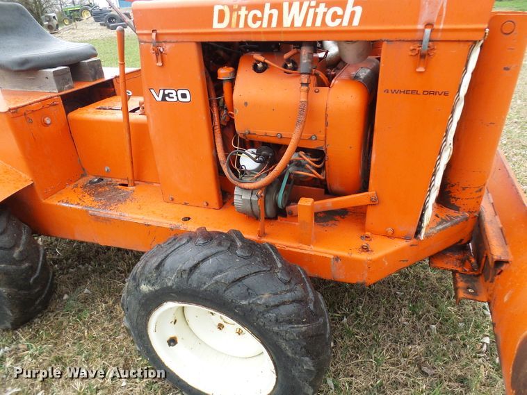 image for item DL0917 Ditch Witch V30  trencher