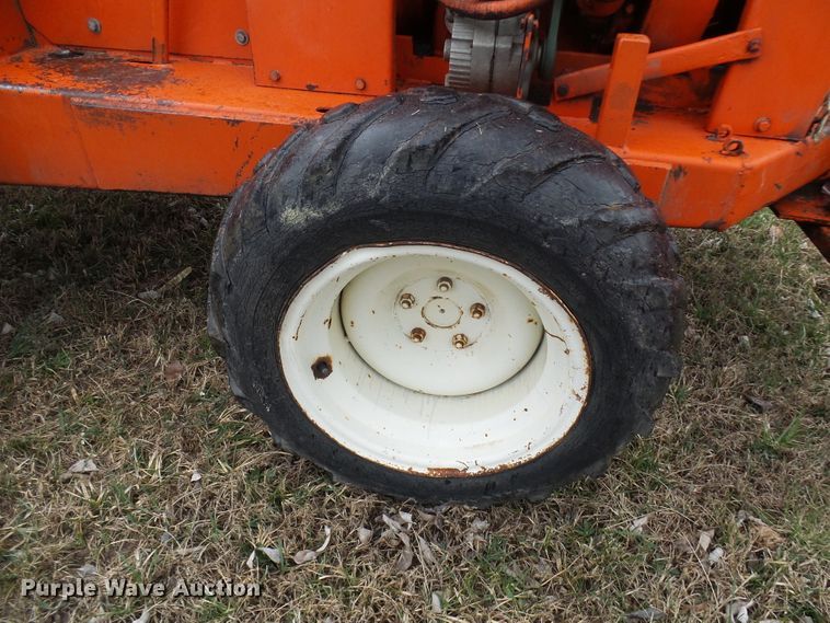 image for item DL0917 Ditch Witch V30  trencher