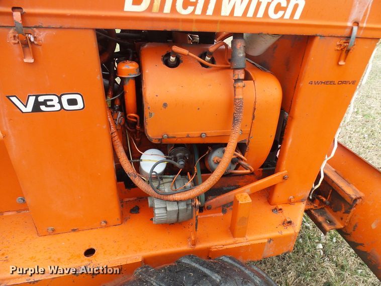 image for item DL0917 Ditch Witch V30  trencher