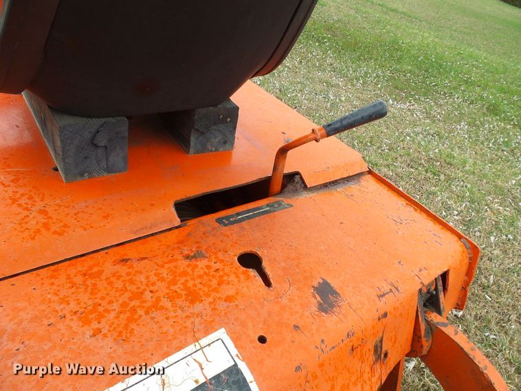 image for item DL0917 Ditch Witch V30  trencher