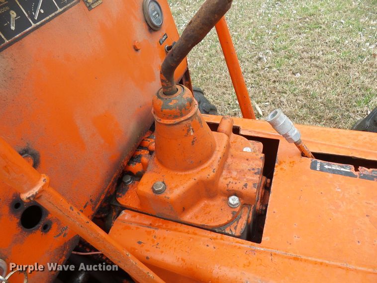 image for item DL0917 Ditch Witch V30  trencher