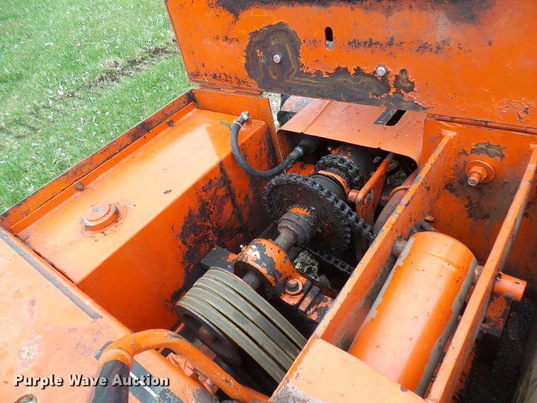 image for item DL0917 Ditch Witch V30  trencher