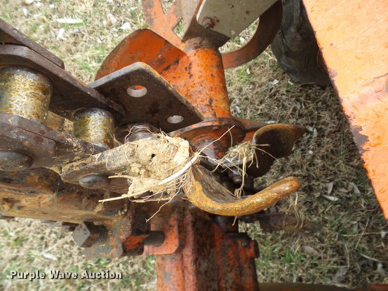 image for item DL0917 Ditch Witch V30  trencher