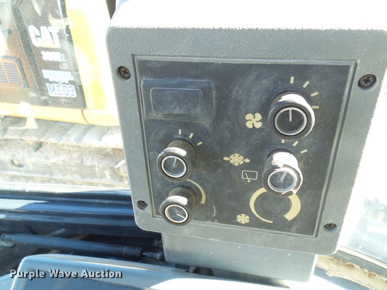 image for item DL0925 1995 Case 580L  backhoe