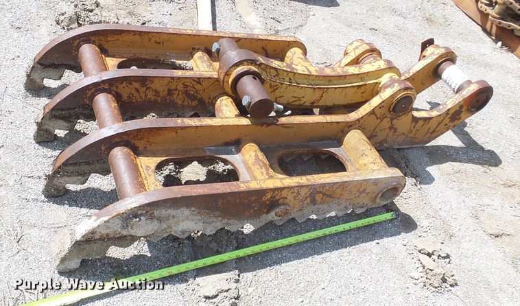 image for item DL0930 32"W excavator thumb