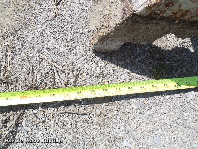 image for item DL0930 32"W excavator thumb