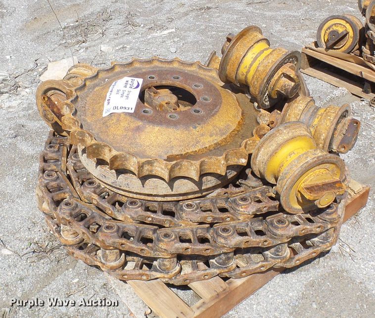 image for item DL0931 John Deere 550H parts