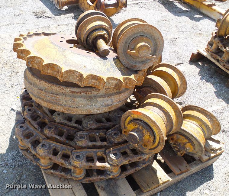 image for item DL0931 John Deere 550H parts