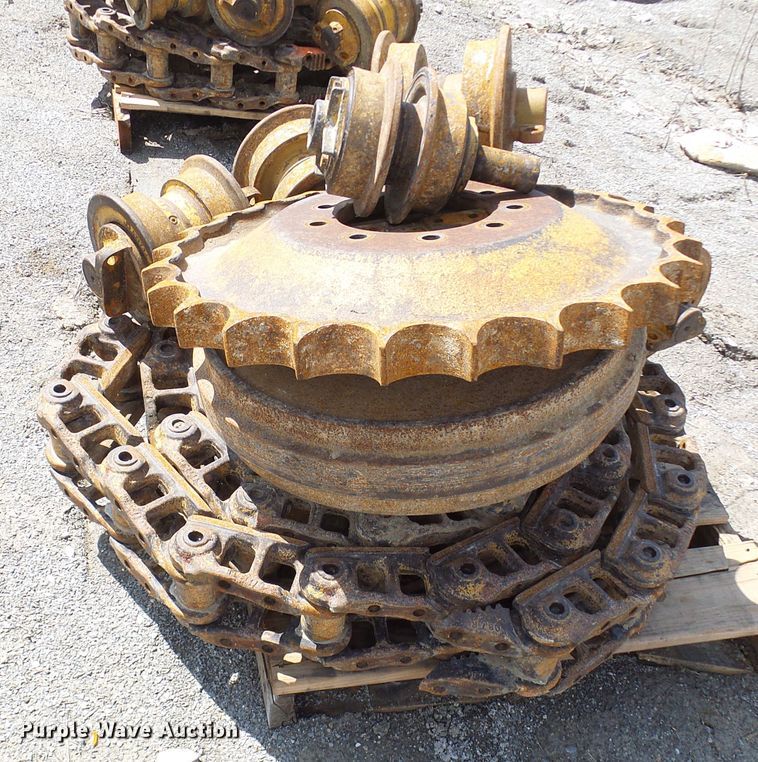 image for item DL0931 John Deere 550H parts