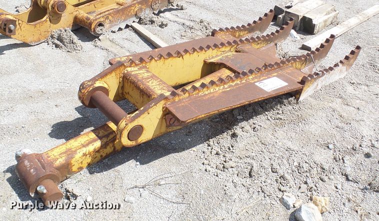 image for item DL0932 32"W excavator thumb