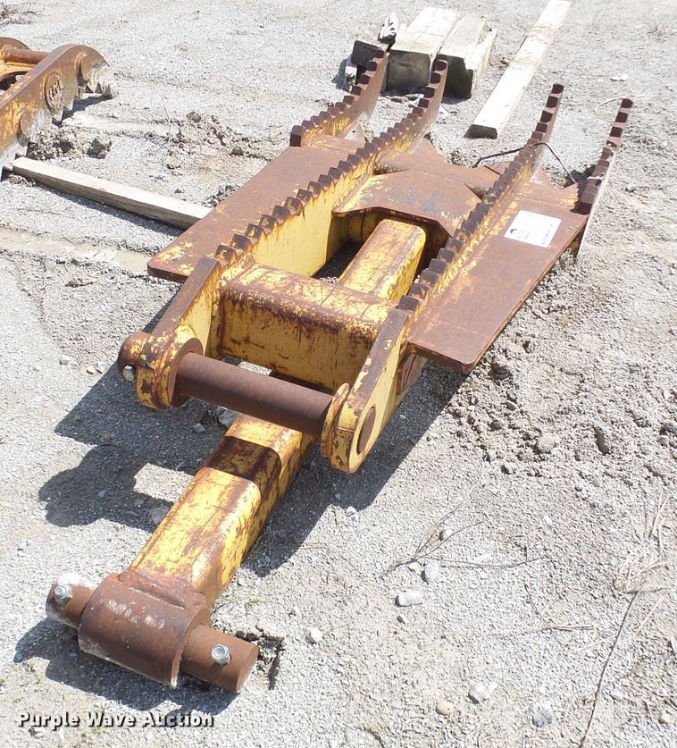 image for item DL0932 32"W excavator thumb