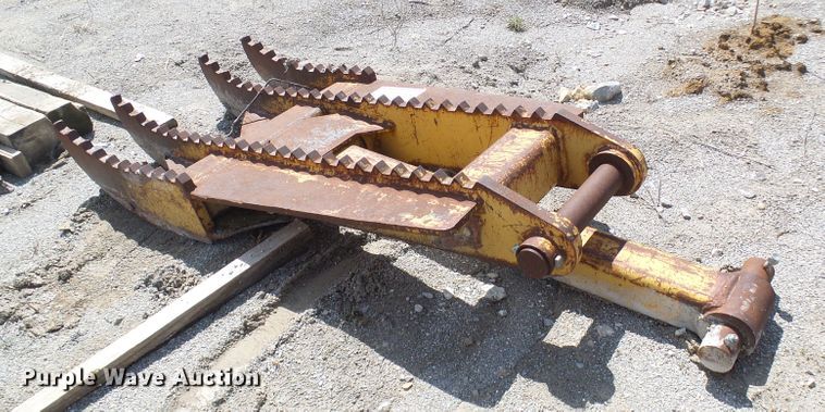 image for item DL0932 32"W excavator thumb