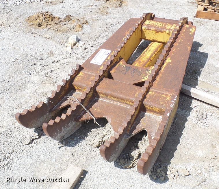 image for item DL0932 32"W excavator thumb