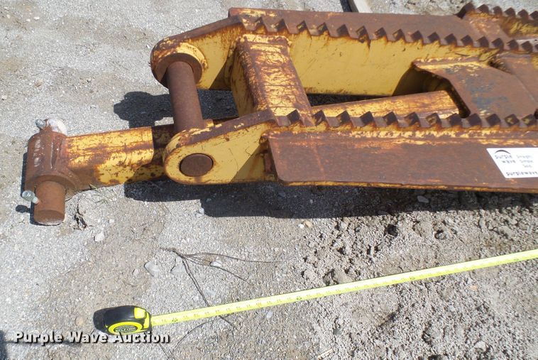 image for item DL0932 32"W excavator thumb