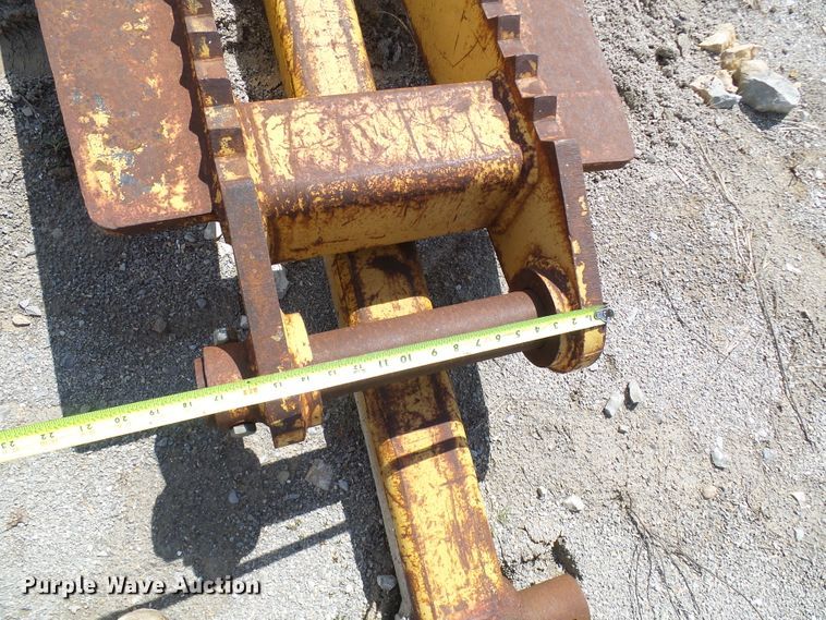 image for item DL0932 32"W excavator thumb