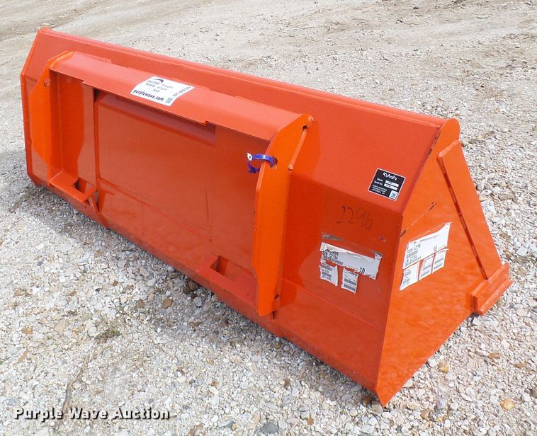 image for item DL0935 Kubota L2296 72"W bucket