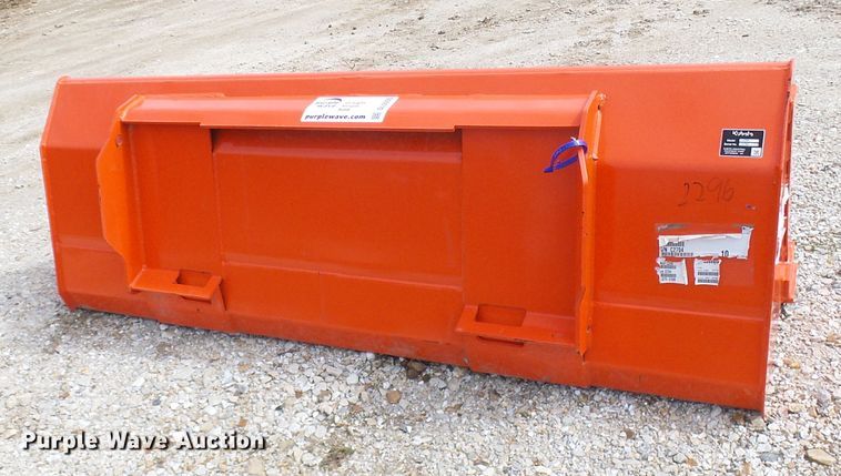 image for item DL0935 Kubota L2296 72"W bucket