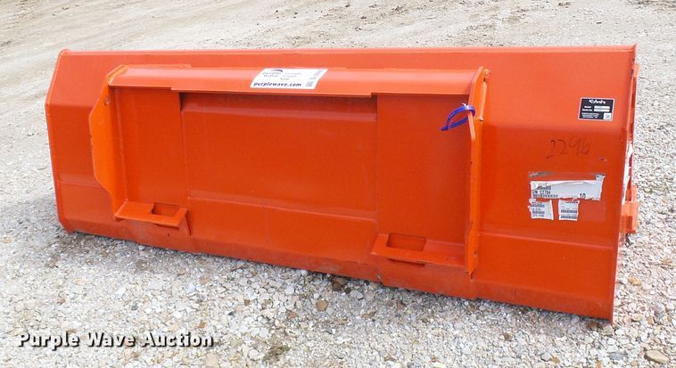 image for item DL0935 Kubota L2296 72"W bucket
