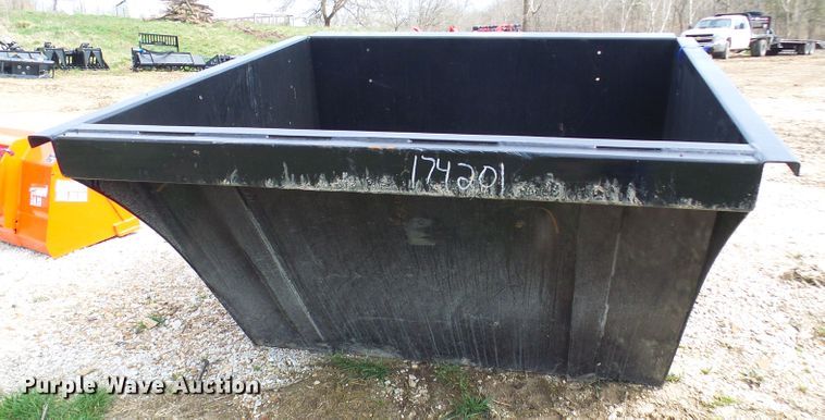 image for item DL0936 Skid steer dumpster