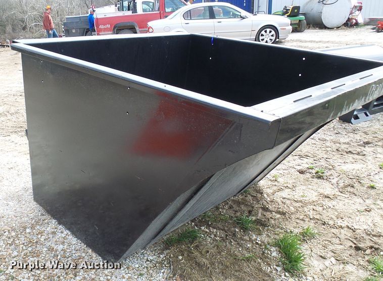 image for item DL0936 Skid steer dumpster