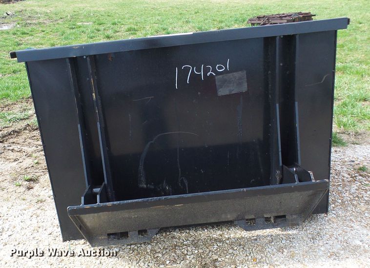 image for item DL0936 Skid steer dumpster
