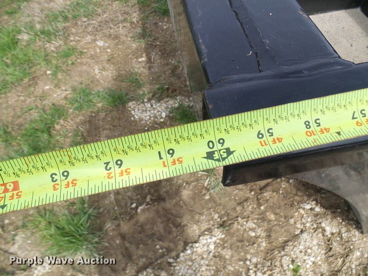 image for item DL0936 Skid steer dumpster