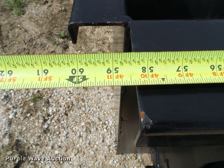 image for item DL0936 Skid steer dumpster